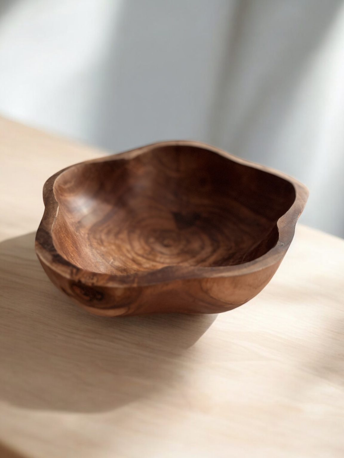 Masif Ahşap Sunumluk – El Yapımı Dekoratif Tabak