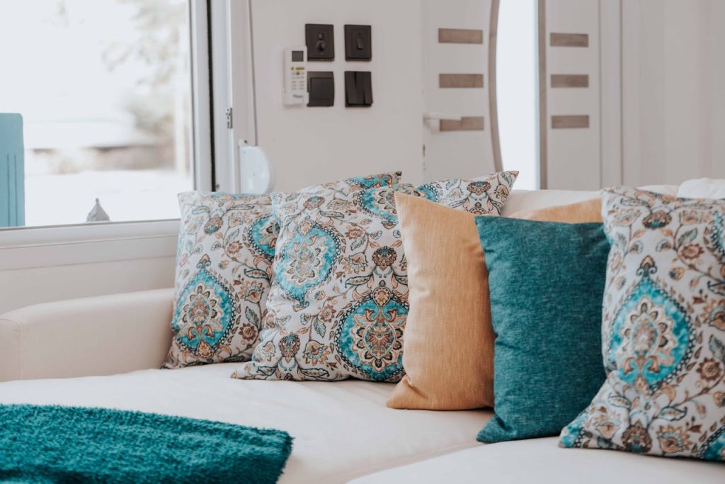 Bali Oturma Odası Yastıkları: Oturma Odası Yastıkları Bali Decor