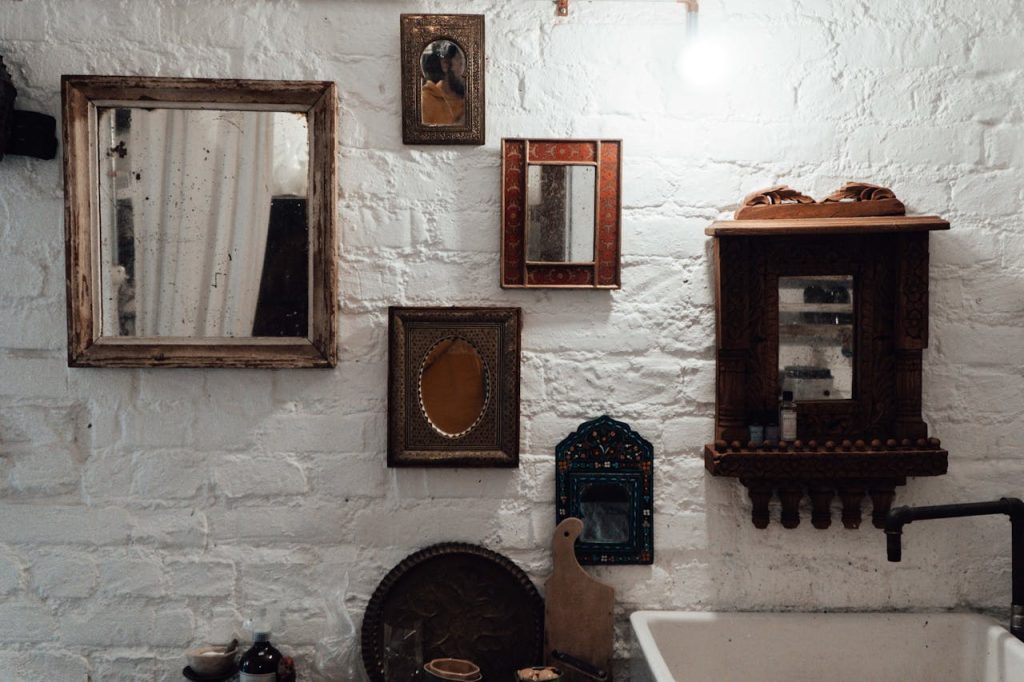 Masif Ahşap Ayna Çerçeveleri Balidecor